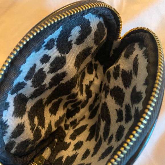 Betsey Johnson leopard print coin purse - Picture 5 of 6